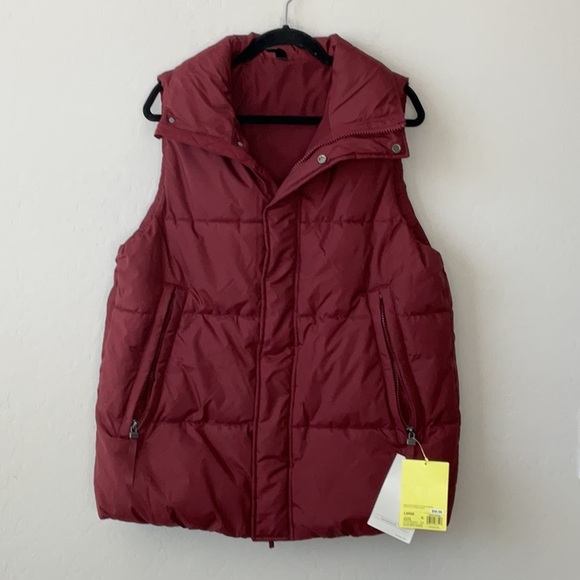 All In Motion Vest - Picture 11 of 13